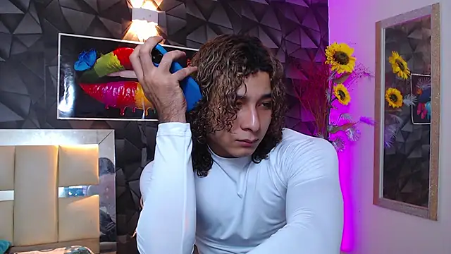 Demitryo online show from March 2025 03:51:01 AM