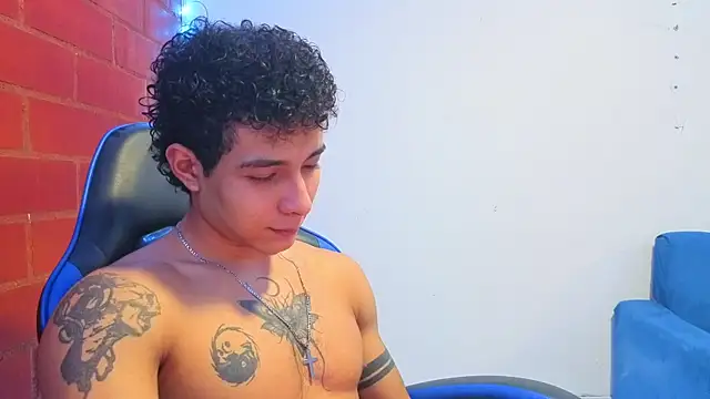 Demitryo online show from January 2026 03:02:01 AM