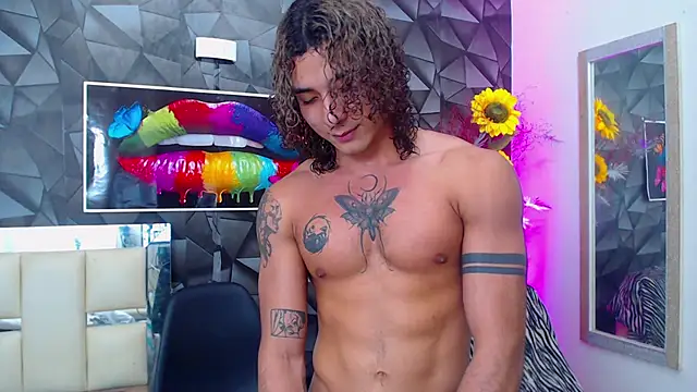 Demitryo online show from February 2025 07:41:01 AM