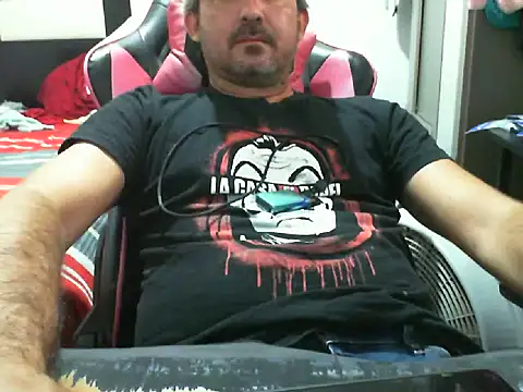 noel329 online show from May 2026 08:47:02 PM