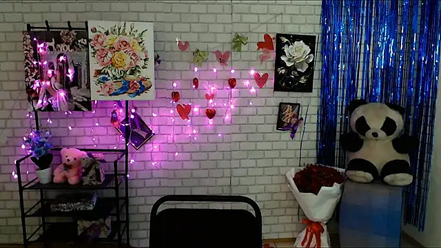 Snapshot of Darina_M_ chatting on February 2025 09:40:01 AM Darina M online show from February 2025 09:40:01 AM