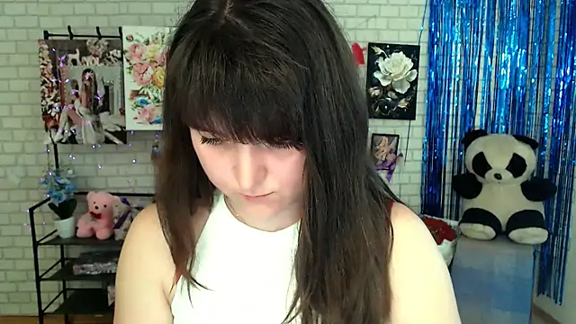Snapshot of Darina_M_ chatting on March 2025 09:07:02 AM Darina M online show from March 2025 09:07:02 AM