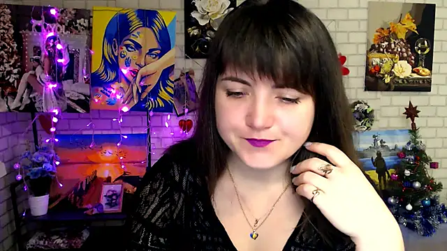 Snapshot of Darina_M_ chatting on January 2026 04:41:02 AM Darina M online show from January 2026 04:41:02 AM