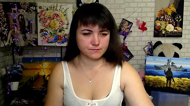 Darina M  online show from November 2025 04:24:01 AM