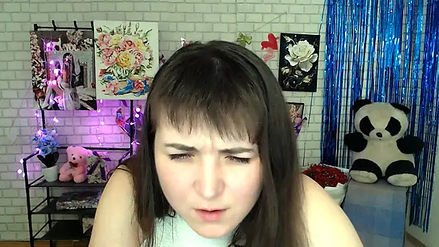 Snapshot of Darina_M_ chatting on March 2025 03:18:01 PM Darina M online show from March 2025 03:18:01 PM