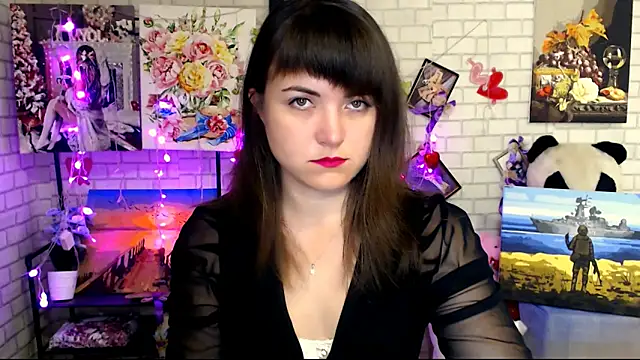 Snapshot of Darina_M_ chatting on October 2025 04:36:01 AM Darina M online show from October 2025 04:36:01 AM