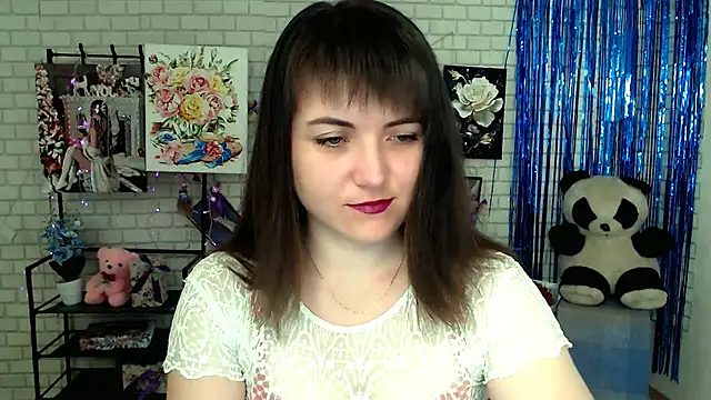 Snapshot of Darina_M_ chatting on March 2025 05:10:02 AM Darina M online show from March 2025 05:10:02 AM