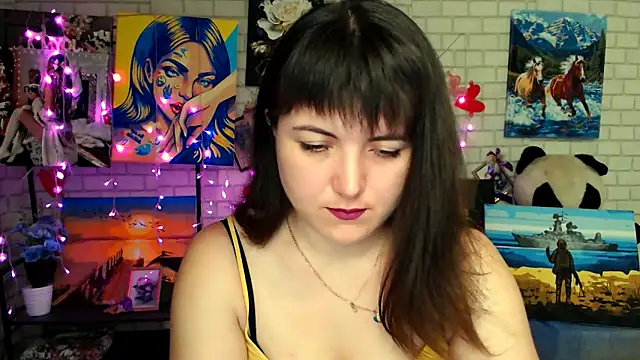 Snapshot of Darina_M_ chatting on February 2026 05:19:01 AM Darina M online show from February 2026 05:19:01 AM