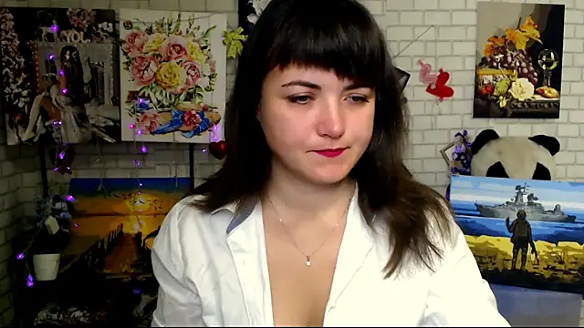 Snapshot of Darina_M_ chatting on October 2025 04:44:02 AM Darina M online show from October 2025 04:44:02 AM