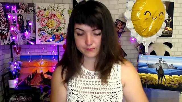 Snapshot of Darina_M_ chatting on September 2025 04:48:02 AM Darina M online show from September 2025 04:48:02 AM