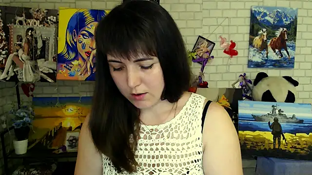 Snapshot of Darina_M_ chatting on February 2026 08:25:01 AM Darina M online show from February 2026 08:25:01 AM