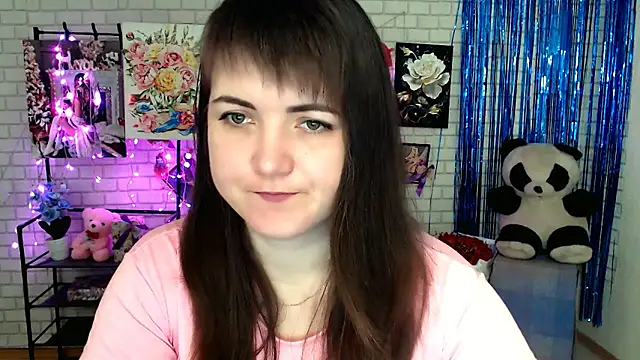 Snapshot of Darina_M_ chatting on March 2025 05:33:01 AM Darina M online show from March 2025 05:33:01 AM