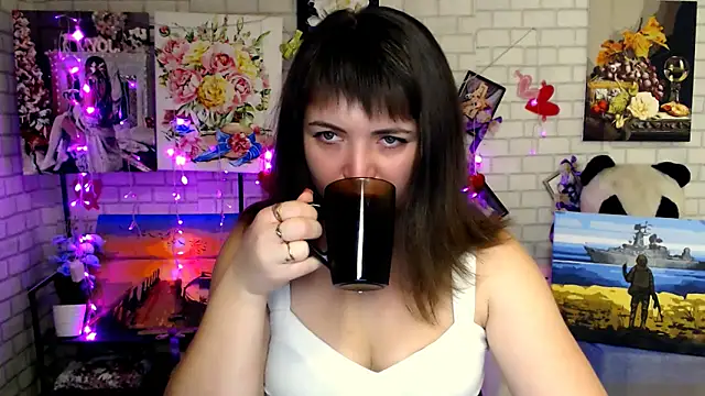 Darina M  online show from November 2025 05:33:01 AM