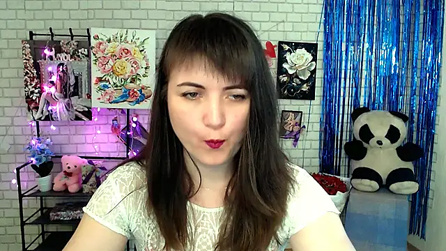 Snapshot of Darina_M_ chatting on March 2025 08:15:01 AM Darina M online show from March 2025 08:15:01 AM