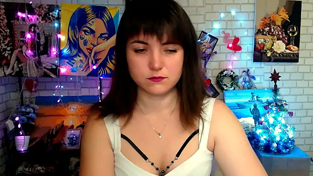 Snapshot of Darina_M_ chatting on December 2025 06:05:02 AM Darina M online show from December 2025 06:05:02 AM