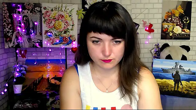 Snapshot of Darina_M_ chatting on October 2025 04:35:02 AM Darina M online show from October 2025 04:35:02 AM