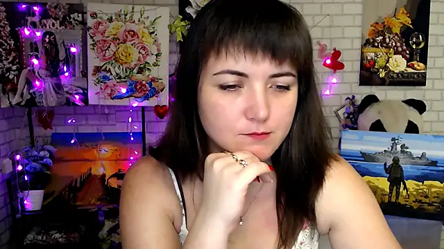 Darina M  online show from November 2025 08:24:01 AM