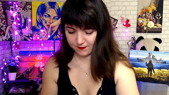 Snapshot of Darina_M_ chatting on December 2025 09:25:02 AM Darina M online show from December 2025 09:25:02 AM