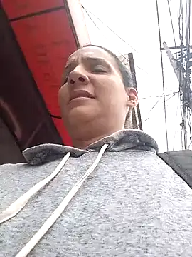 Elliee  online show from March 2026 01:34:02 PM