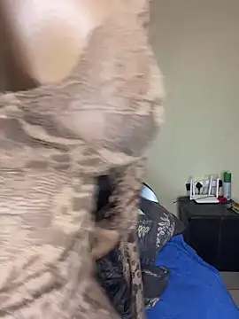 DarkBerry87 online show from March 2026 07:43:02 PM