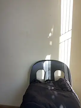 DarkBerry87 online show from April 2026 05:15:01 AM