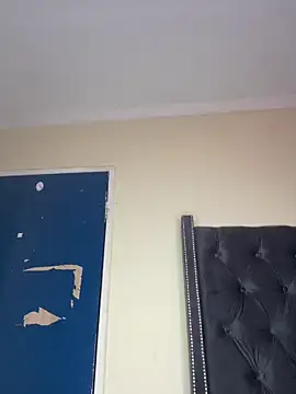 DarkBerry87 online show from March 2026 09:08:02 PM