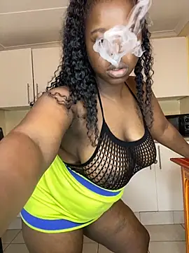 DarkBerry87 online show from November 2025 07:58:01 PM