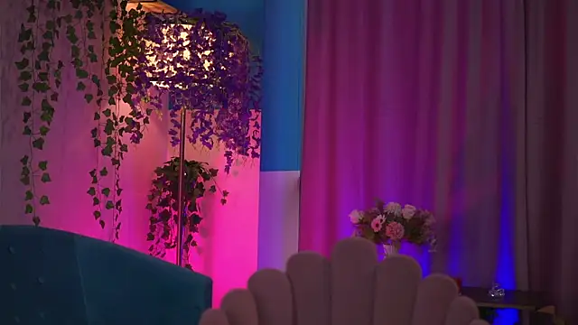 TheAyana online show from November 2025 01:44:02 PM