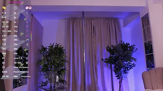 AllenaMoon online show from April 2026 07:37:01 PM