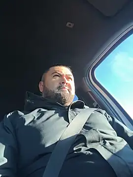 Snapshot of Lucrecio19 chatting on December 2025 09:06:02 PM Lucrecio19 online show from December 2025 09:06:02 PM