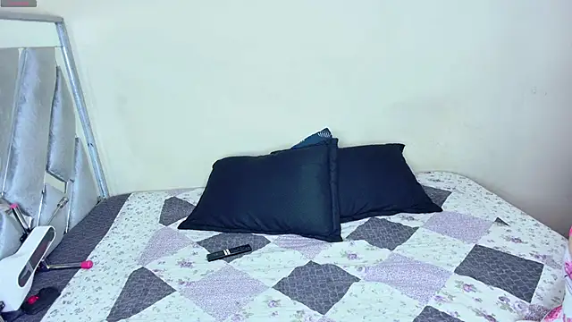 Snapshot of sean-pierre chatting on November 2025 02:36:02 AM sean-pierre online show from November 2025 02:36:02 AM