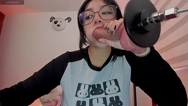 Snapshot of Hannya_moon chatting on June 2026 04:12:01 PM Hannya moon online show from June 2026 04:12:01 PM