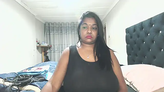 Indianmayaxoxo online show from May 2026 09:40:02 PM