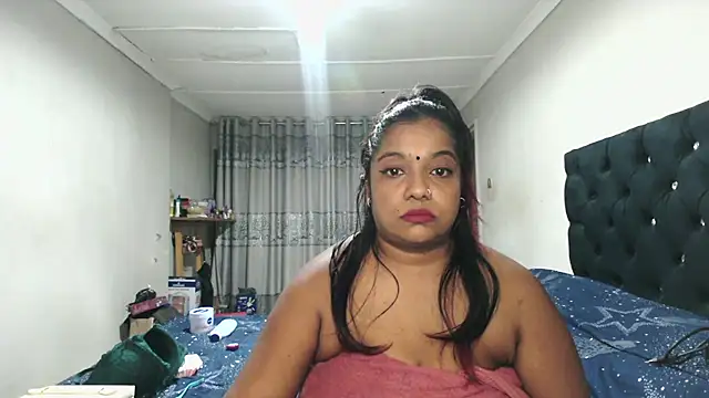 Indianmayaxoxo online show from November 2025 06:19:01 PM