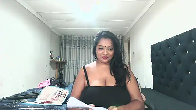 Snapshot of Indianmayaxoxo chatting on June 2026 08:12:02 AM Indianmayaxoxo online show from June 2026 08:12:02 AM