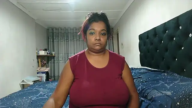 Snapshot of Indianmayaxoxo chatting on October 2025 03:35:02 PM Indianmayaxoxo online show from October 2025 03:35:02 PM