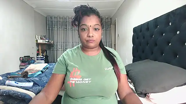 Indianmayaxoxo online show from February 2026 12:38:02 PM
