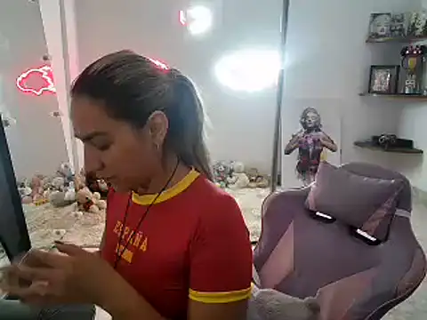 mandy berrys online show from July 2026 10:43:01 PM