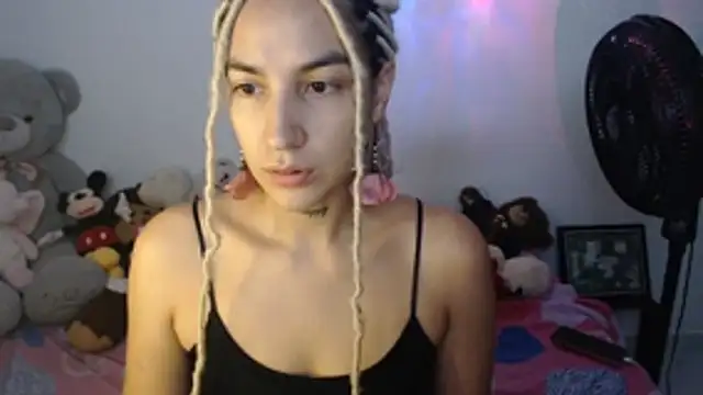 mandy berrys online show from October 2025 12:23:02 AM