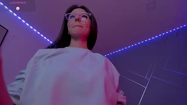 Snapshot of Ich_Bin_Julia chatting on February 2025 06:33:02 PM Ich Bin Julia online show from February 2025 06:33:02 PM