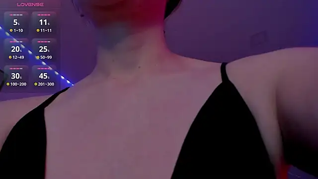 Snapshot of Ich_Bin_Julia chatting on January 2025 05:46:01 PM Ich Bin Julia online show from January 2025 05:46:01 PM