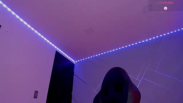 Snapshot of Ich_Bin_Julia chatting on February 2025 02:33:02 PM Ich Bin Julia online show from February 2025 02:33:02 PM