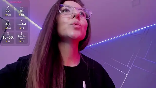 Snapshot of Ich_Bin_Julia chatting on February 2025 03:31:01 PM Ich Bin Julia online show from February 2025 03:31:01 PM