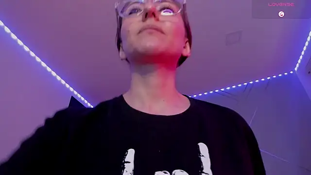 Snapshot of Ich_Bin_Julia chatting on February 2025 03:04:02 PM Ich Bin Julia online show from February 2025 03:04:02 PM