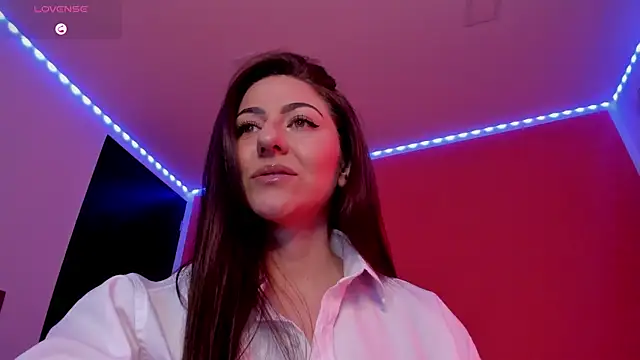 Ich Bin Julia online show from June 2026 09:43:01 AM