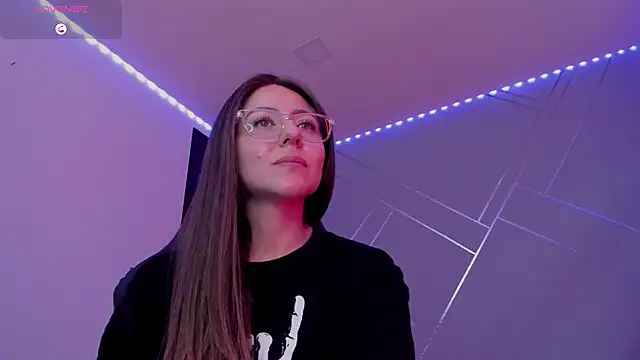 Snapshot of Ich_Bin_Julia chatting on February 2025 06:35:02 PM Ich Bin Julia online show from February 2025 06:35:02 PM