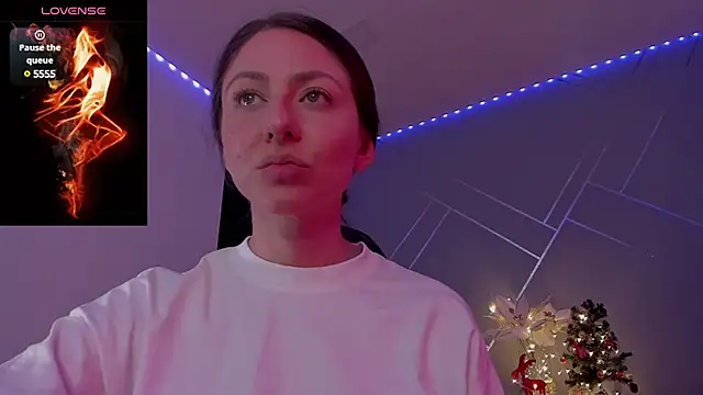 Snapshot of Ich_Bin_Julia chatting on December 2024 05:10:02 PM Ich Bin Julia online show from December 2024 05:10:02 PM