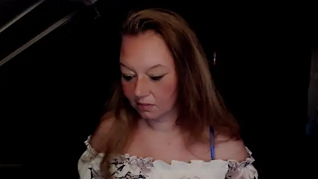 roxanna24 online show from May 2026 06:08:02 PM