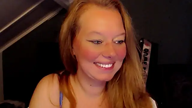 roxanna24 online show from May 2026 08:05:01 PM