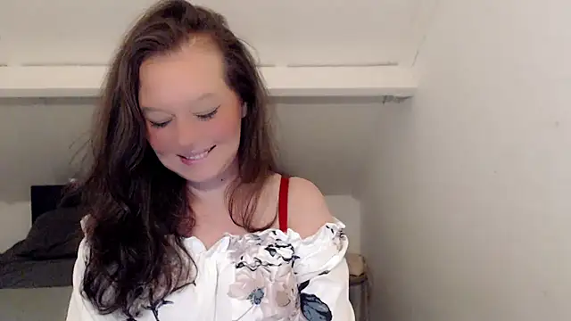 roxanna24 online show from February 2026 01:22:01 PM